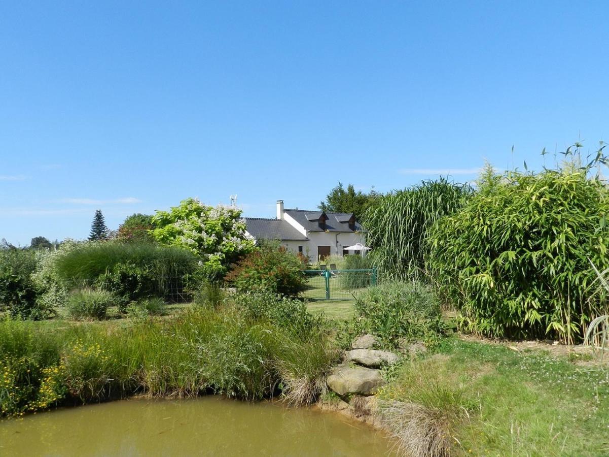 Gite La Grenouillere Esqueheries Exterior photo